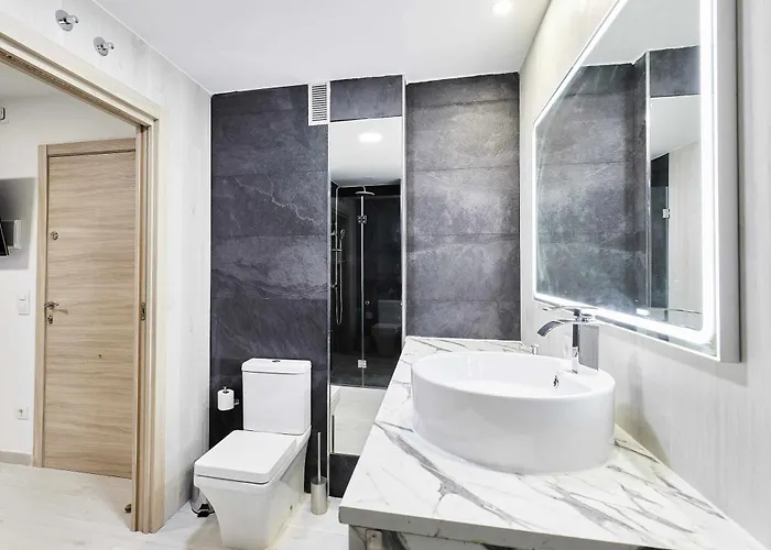 El Descansso De Picasso A *